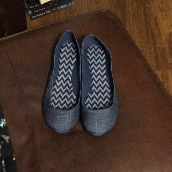 Shoes - Ballet Flats